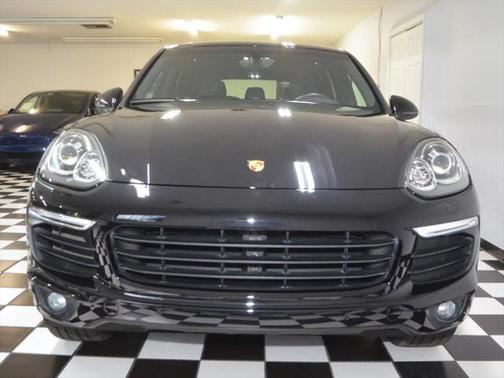 2017 Porsche Cayenne E-Hybrid S