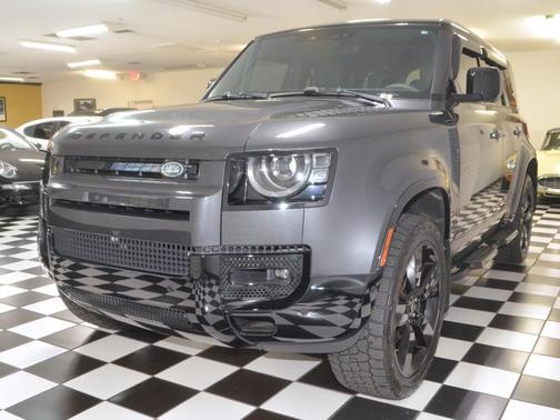 2023 Land Rover Defender 110 V8