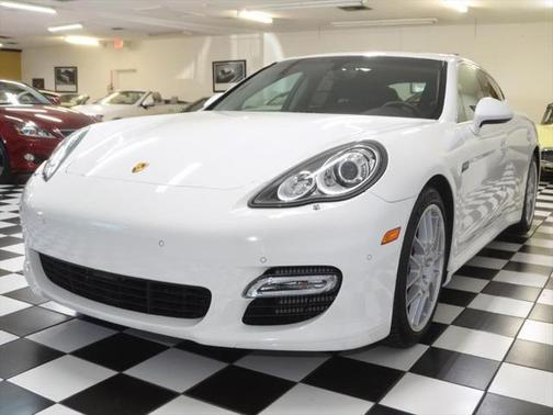 2011 Porsche Panamera Turbo