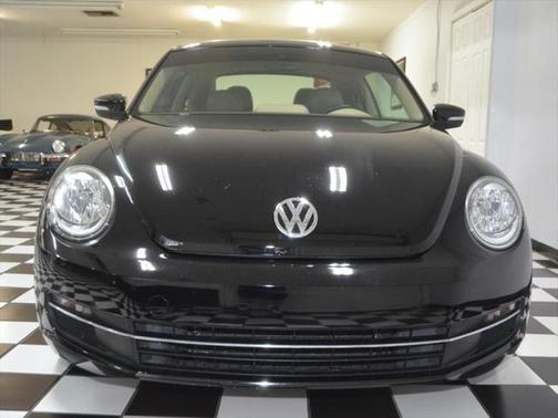2013 Volkswagen Beetle 2.0L TDI