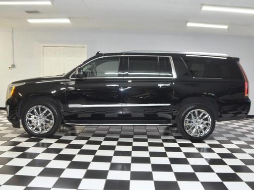 2019 Cadillac Escalade ESV Luxury