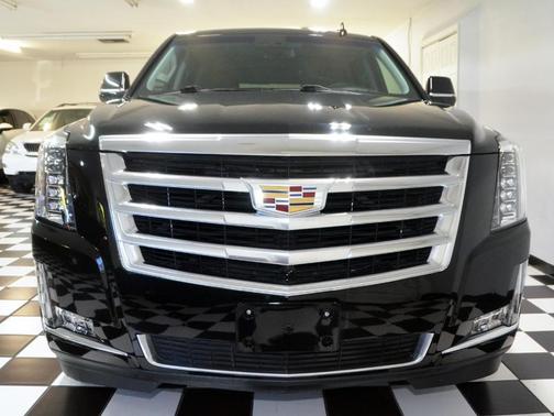 2019 Cadillac Escalade ESV Luxury