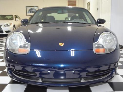 2000 Porsche 911 Carrera
