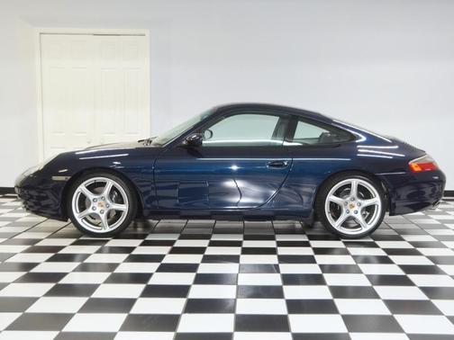 2000 Porsche 911 Carrera