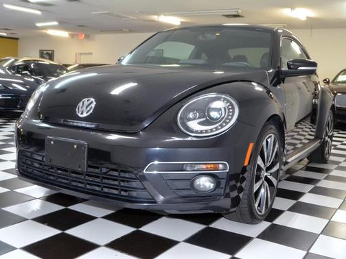 BLACK 2014 Volkswagen Beetle DSG 2.0T R-Line w/Sound/Nav
