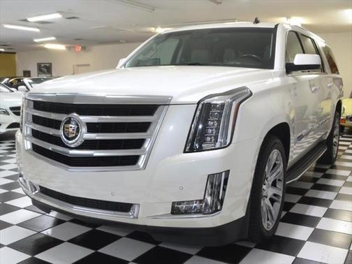 2015 Cadillac Escalade ESV Luxury