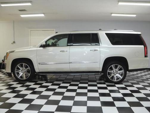 2015 Cadillac Escalade ESV Luxury
