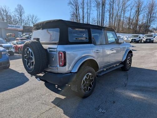 2021 Ford Bronco OUTER BANKS