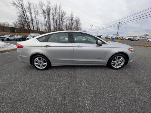 2018 Ford Fusion S