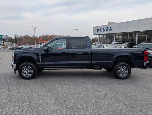 2023 Ford F-350 LARIAT SUPER DUTY