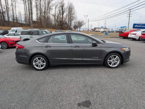 2018 Ford Fusion S