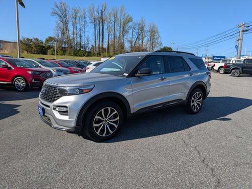 2023 Ford Explorer ST-LINE