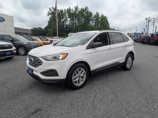 2022 Ford Edge SE