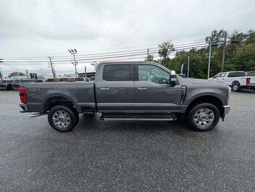 2023 Ford F-250 LARIAT