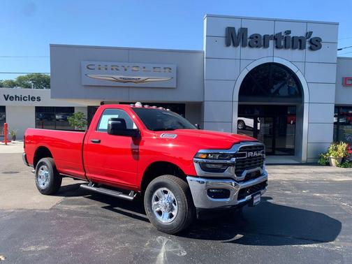 Flame Red Clearcoat 2026 RAM 2500 Tradesman Regular Cab 4x4 8' Box