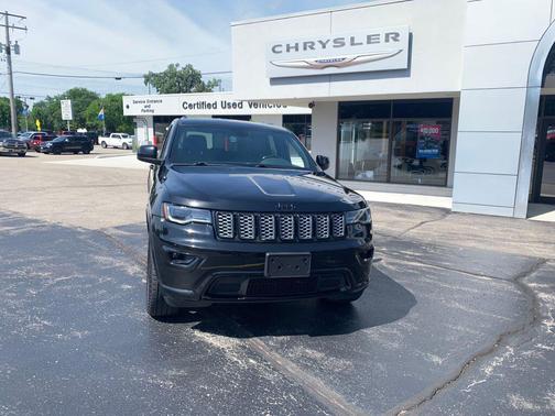 2020 Jeep Grand Cherokee Altitude