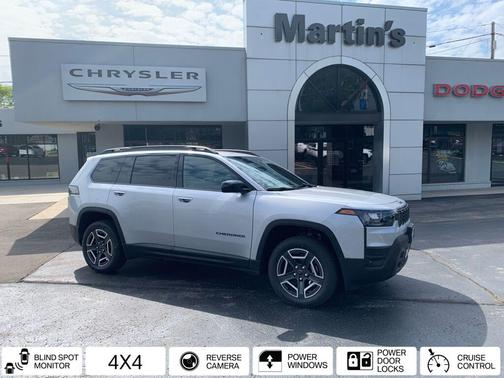 Silver Zynith Clearcoat 2026 Jeep Cherokee Laredo 4x4