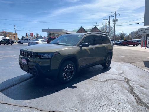 '41 2026 Jeep Cherokee Laredo 4x4
