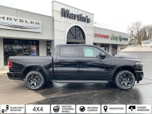 Diamond Black Crystal Pearlcoat 2026 RAM 1500 Big Horn/Lone Star