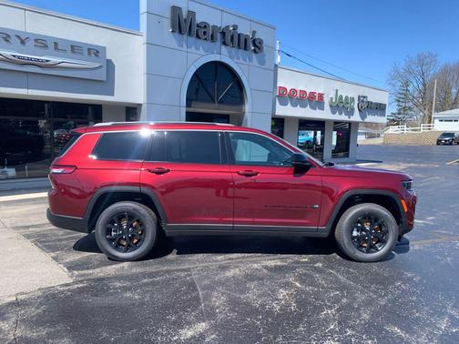 Velvet Red Pearlcoat 2026 Jeep Grand Cherokee L Altitude