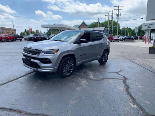 Billet Silver Metallic Clearcoat 2022 Jeep Compass High Altitude