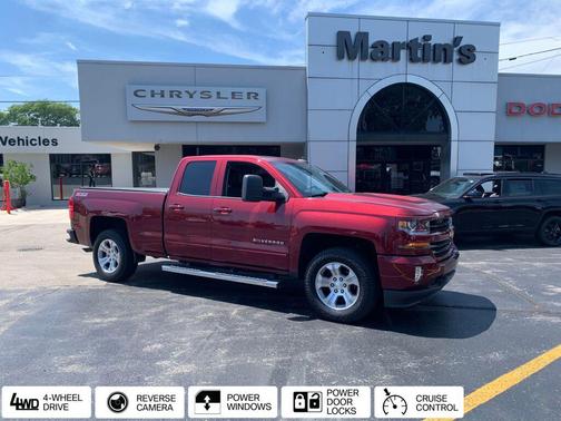 RED 2017 Chevrolet Silverado 1500 LT