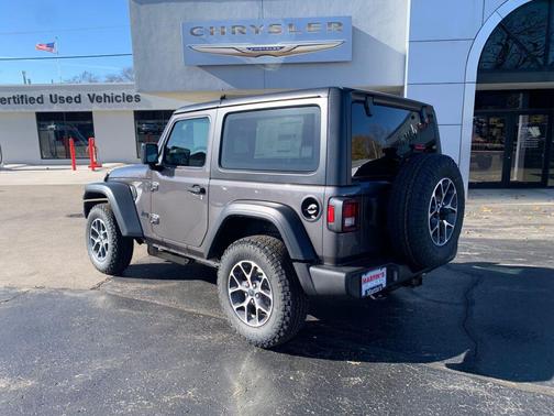 Granite Crystal Metallic Clearcoat 2026 Jeep Wrangler Sport S