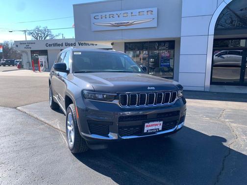 Baltic Gray Metallic Clearcoat 2026 Jeep Grand Cherokee L Altitude
