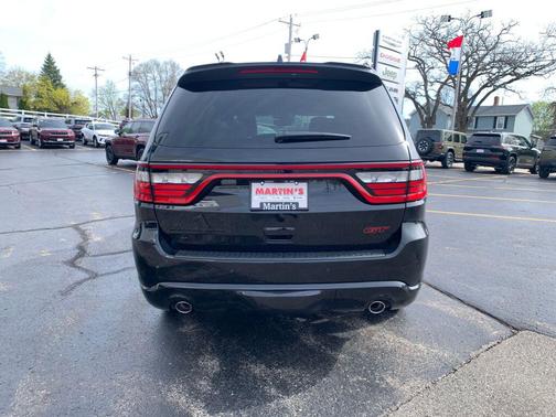 DB Black Clearcoat 2026 Dodge Durango GT Plus
