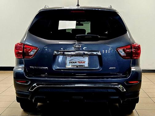 2018 Nissan Pathfinder S