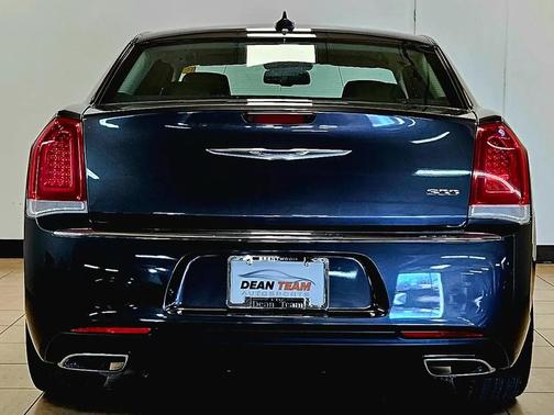 2018 Chrysler 300 Limited