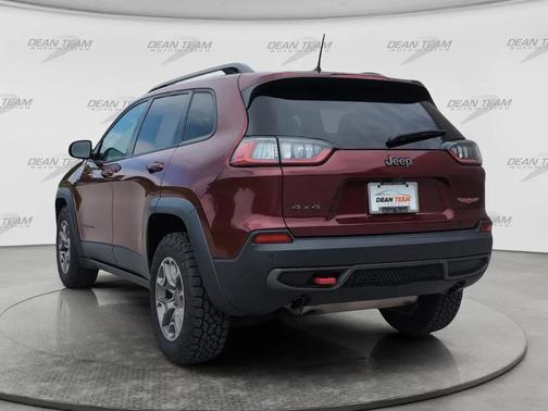 RED 2020 Jeep Cherokee Trailhawk