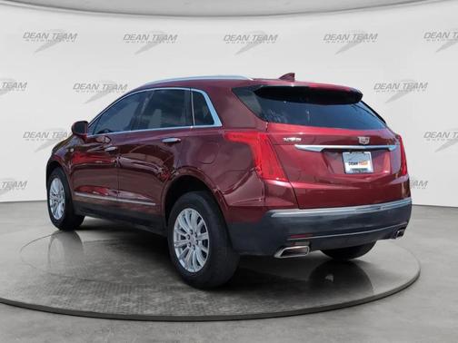 RED 2018 Cadillac XT5 Base