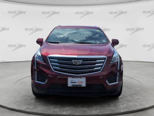 RED 2018 Cadillac XT5 Base