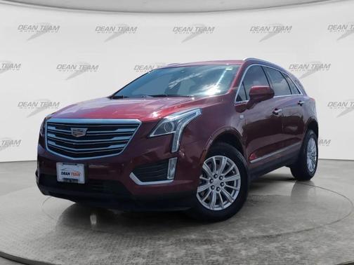 RED 2018 Cadillac XT5 Base