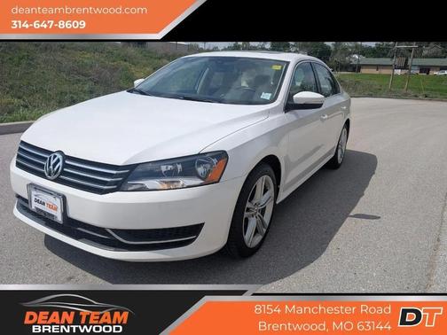 WHITE 2014 Volkswagen Passat 1.8T Auto SE
