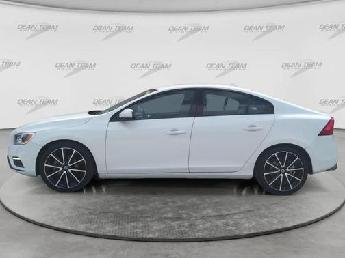 WHITE 2018 Volvo S60 T5 Dynamic