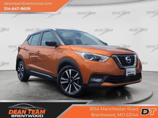 RED 2020 Nissan Kicks SR