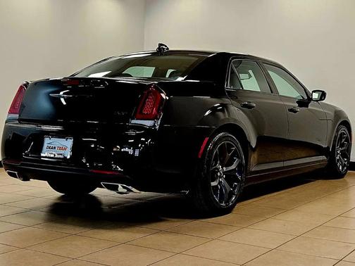 BLACK 2020 Chrysler 300 Touring