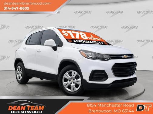 WHITE 2017 Chevrolet Trax LS