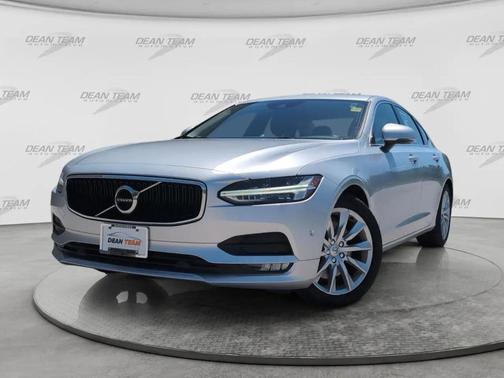 SILVER 2017 Volvo S90 T6 Momentum
