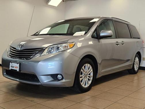 2012 Toyota Sienna XLE