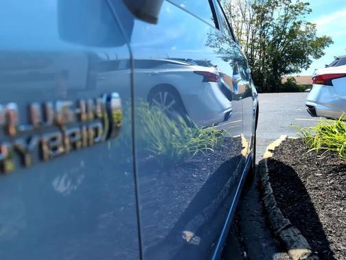 2012 Toyota Prius Plug-in Base