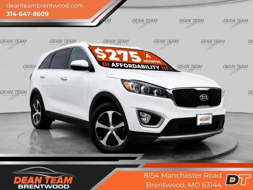WHITE 2018 Kia Sorento EX