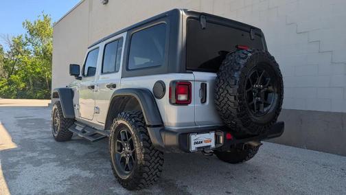 SILVER 2024 Jeep Wrangler Willys