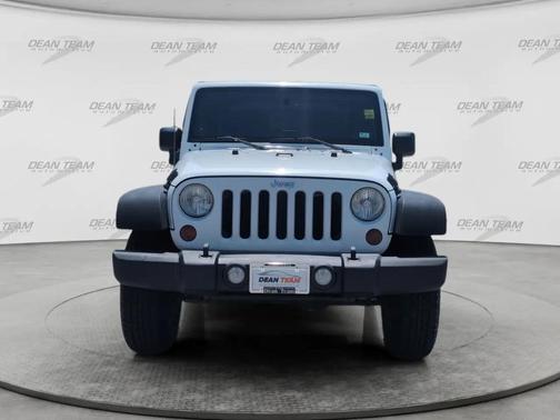 Bright White Clearcoat 2013 Jeep Wrangler Sport