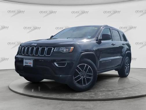 BLACK 2019 Jeep Grand Cherokee Laredo