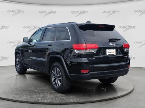 BLACK 2019 Jeep Grand Cherokee Laredo
