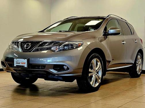 SILVER 2011 Nissan Murano LE