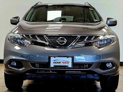 SILVER 2011 Nissan Murano LE